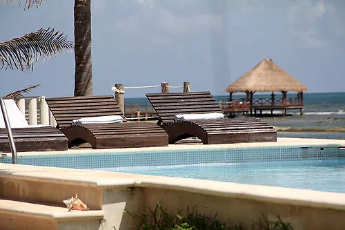 Hotel Condominios Lindos Riviera Maya